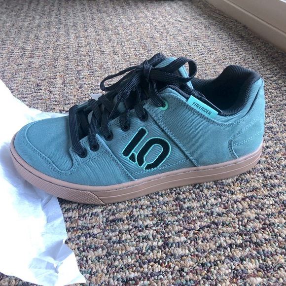 Adidas Freerider Primeblue W - Picture 2 of 3